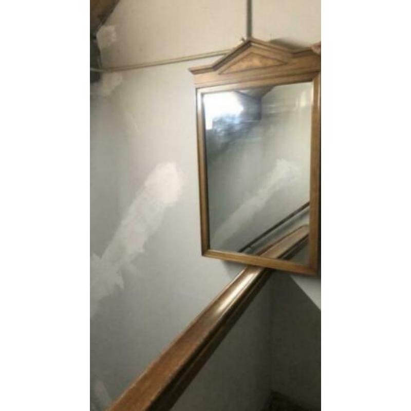 Antieke houten spiegel