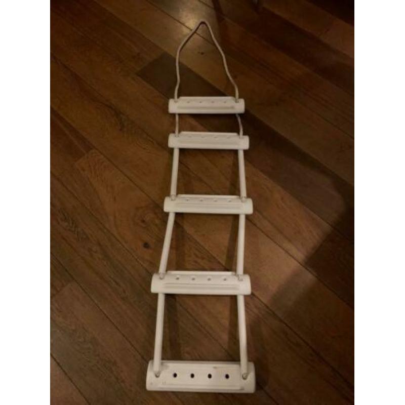 Touwladder,zwemtrapje,boottrapje
