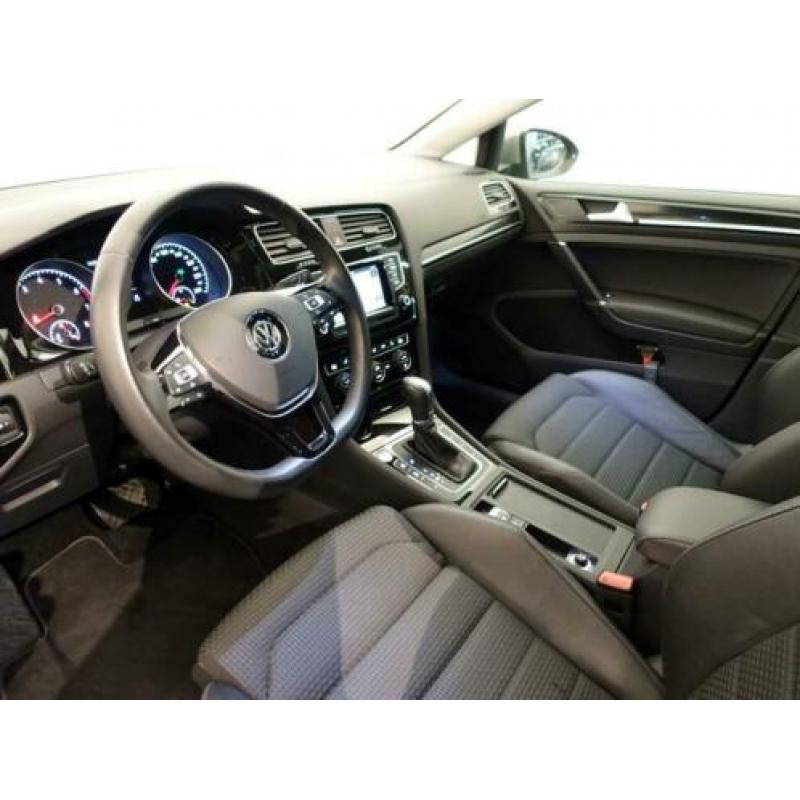 Volkswagen Golf 1.4 TSI ACT 141PK HIGHLINE DSG7, Panodak, Na