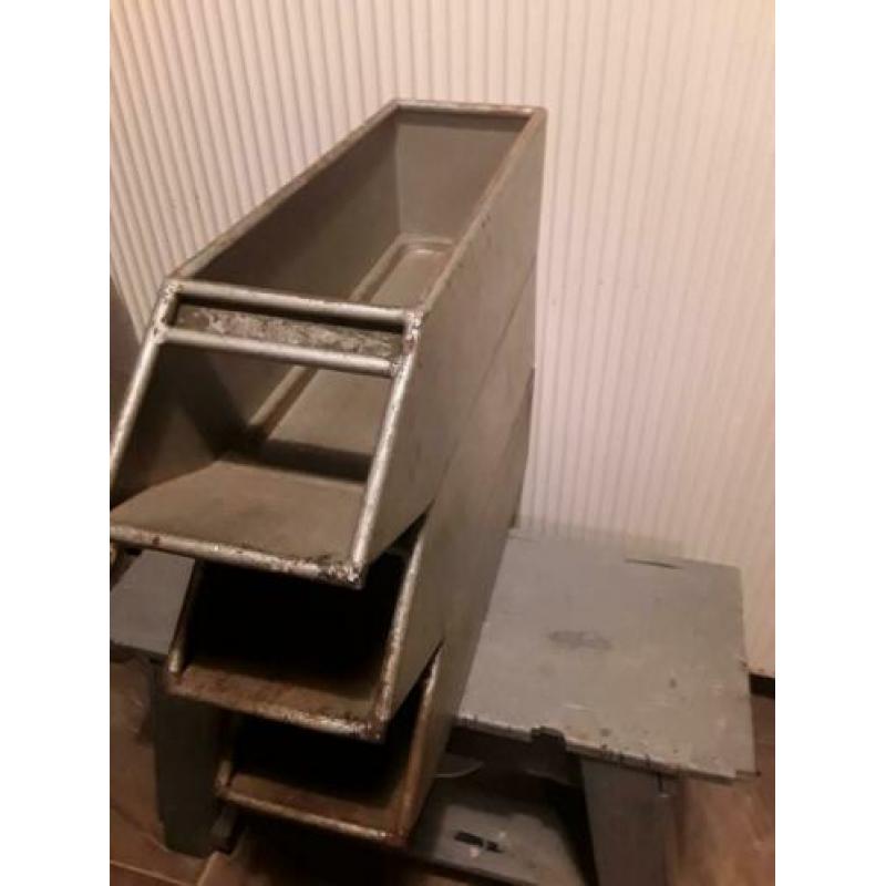 Industriële stapelbare metalen opbergbakken