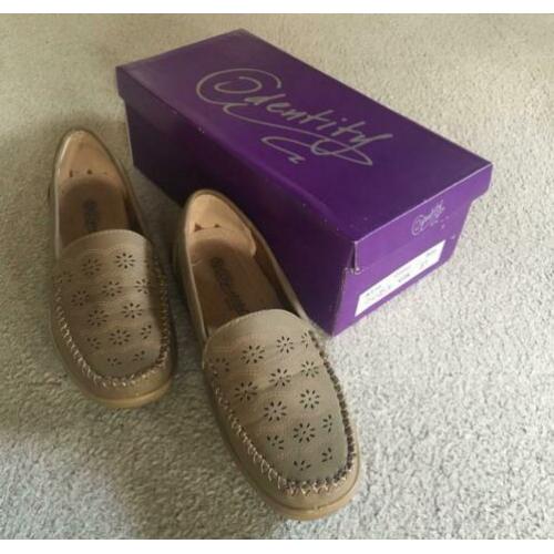 Schoenen: bruine dames instapper maat 37 incl. doos