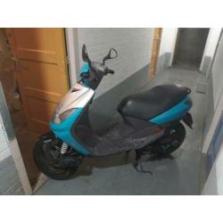 Te koop Peugeot vivacity Met blauwe kenteken