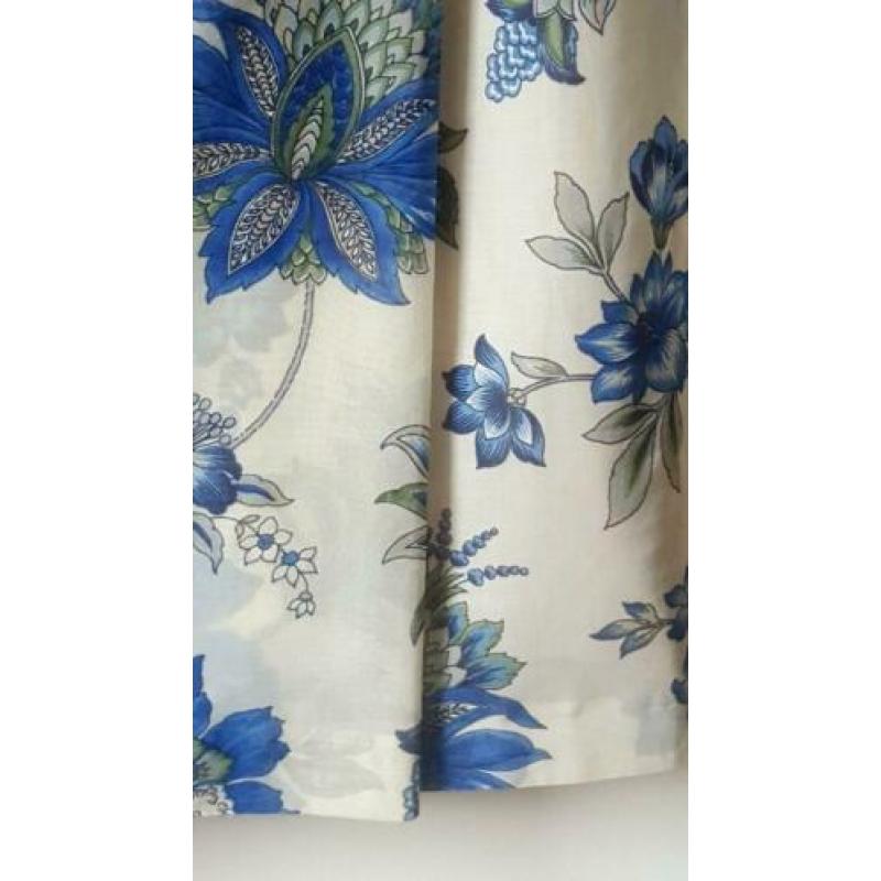 Geiger mooie rok met blauwe bloemen maat 40