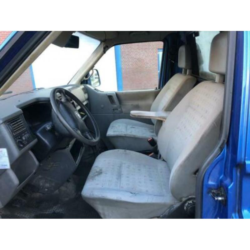 Volkswagen Transporter 2.5 TDI 332
