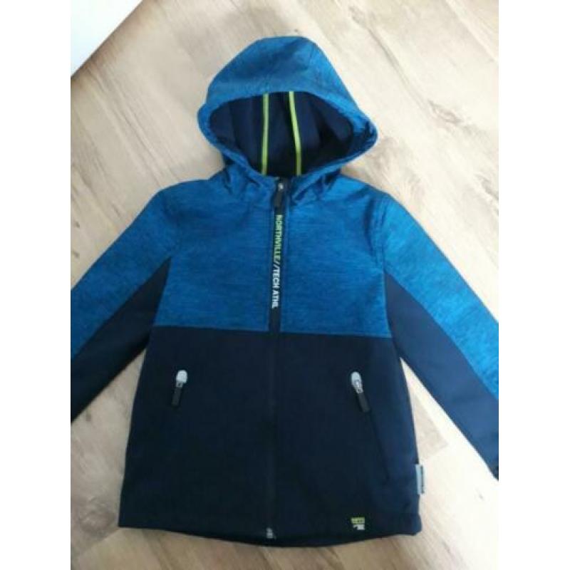 Zomerjas softshell maat 116 als nieuw.