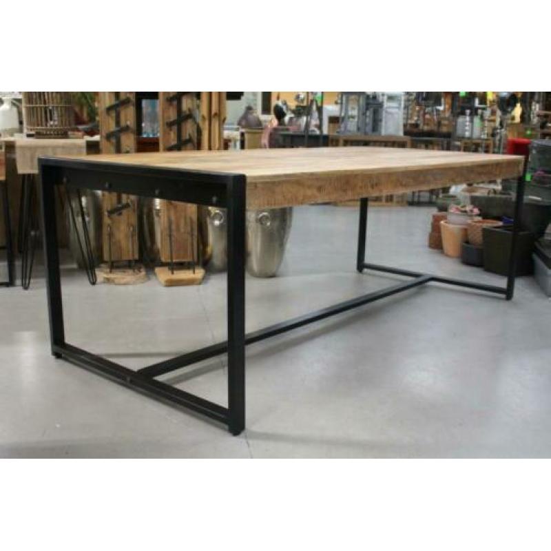 Mooie stoere eettafel metaal mangohout industrieel 220 x 100