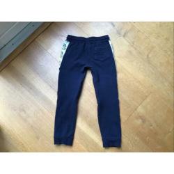 Z8 jogging broek maat 122
