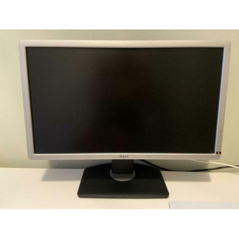 Dell Ultrasharp 23inch monitor