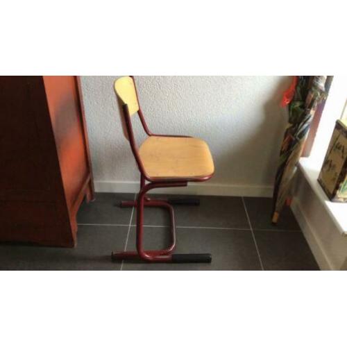 Buro stoel school meubel,zithoogte 41cm, kind vanaf 6 jaar.