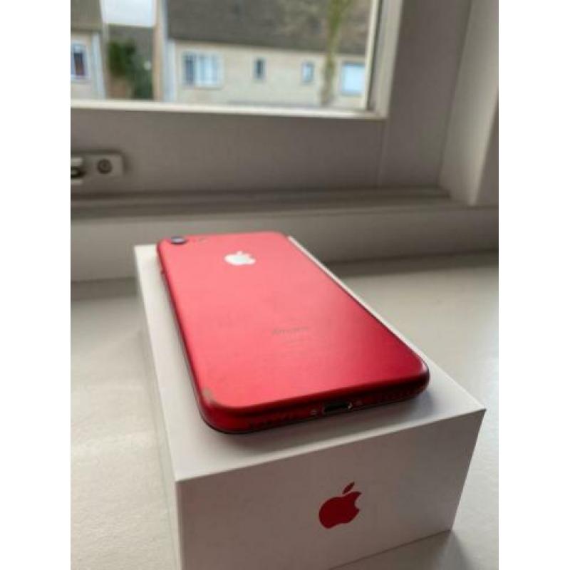iPhone 7 RED 256GB nieuwe accu en geen enkel krasje