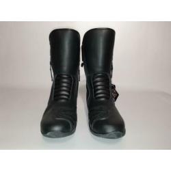 NIEUWE JHS Karrera S DZ mt 47 van € 139,95 voor € 119,95