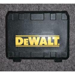 DeWALT zaagmachine D23650