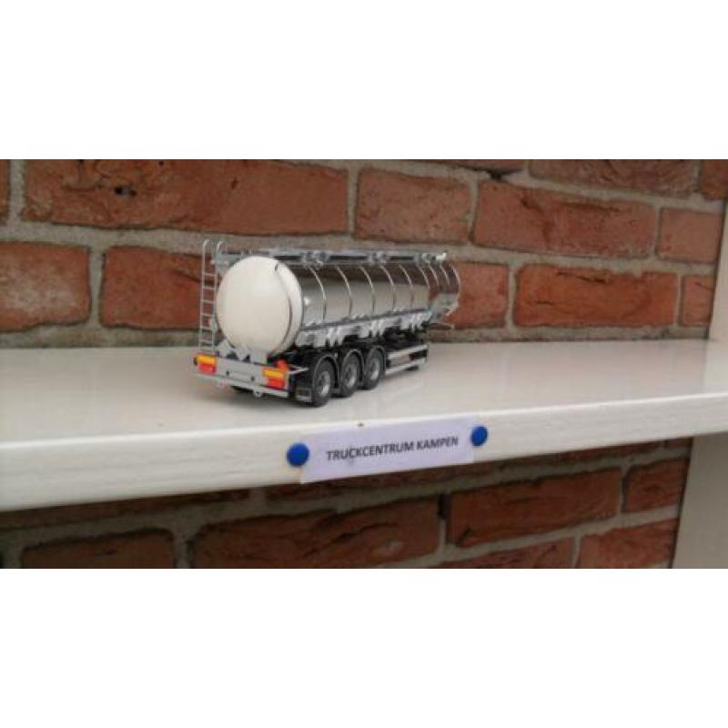 Tekno Tankoplegger Chrome.