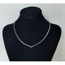 Zilveren ketting met platte schakels.