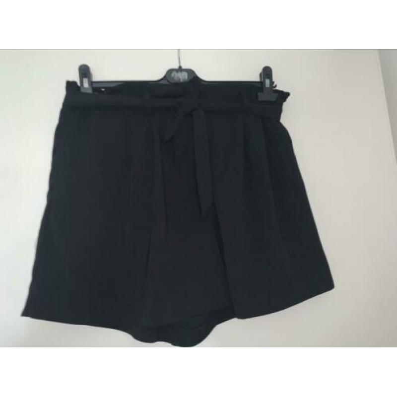 zwarte korte broek maat 44