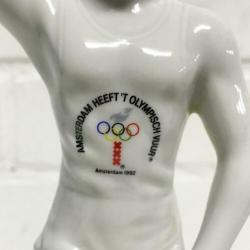 Beeldje bid voor Olympische Spelen 1992 Amsterdam
