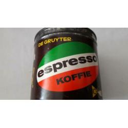 De Gruyter vol blik expresso koffie