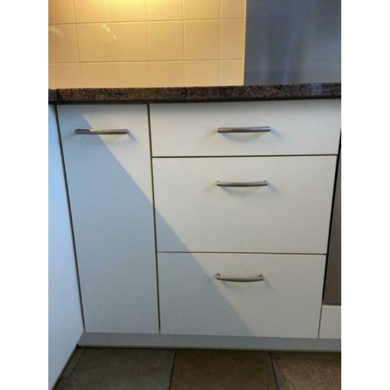 Volledige (hoek) keuken