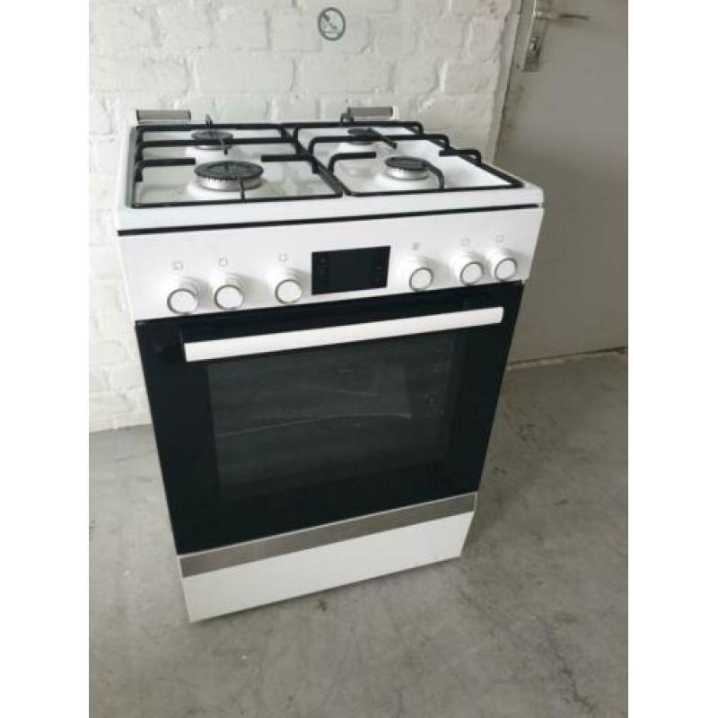 Gasfornuis hete lucht met oven bosch A+