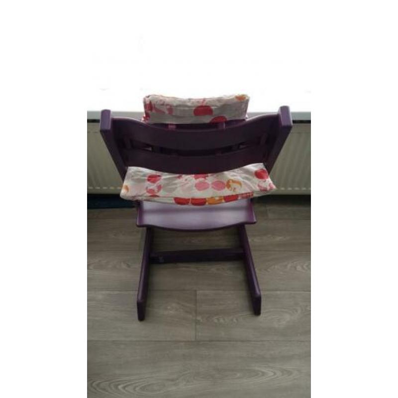 Mooie originele paarse stokke trip trapp stoel