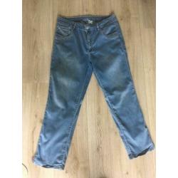 Merk Parami satin denim