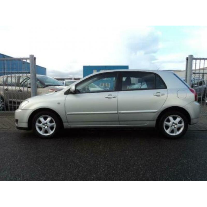 TOYOTA Corolla 2.0 D-4D 116 5DR ANNIVERSARY