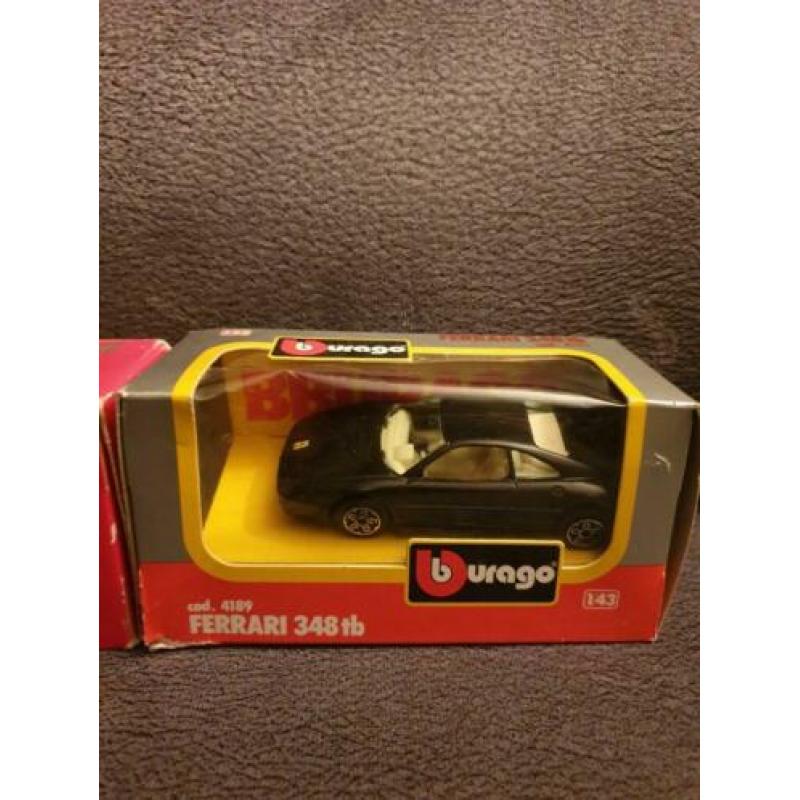 Bburago zwarte Ferrari F40 en Ferrari348tb