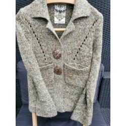 Bandolera vest met knopen maat 38.