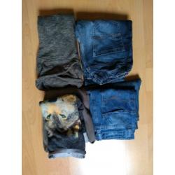 Pakket jongens spijkerbroeken jeans en truien maat 164