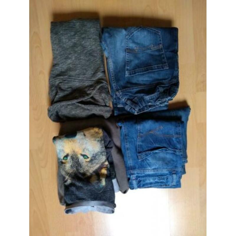 Pakket jongens spijkerbroeken jeans en truien maat 164
