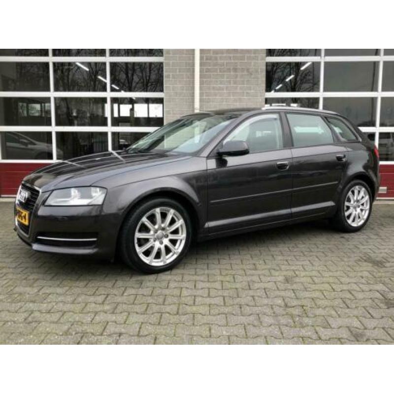 Audi A3 Sportback 1.6 TDI Attraction Business Edition | KEUR