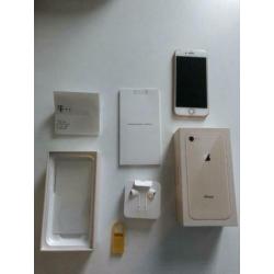 Iphone 8 64 gb 1 jaar oud met originele doos en hoesje