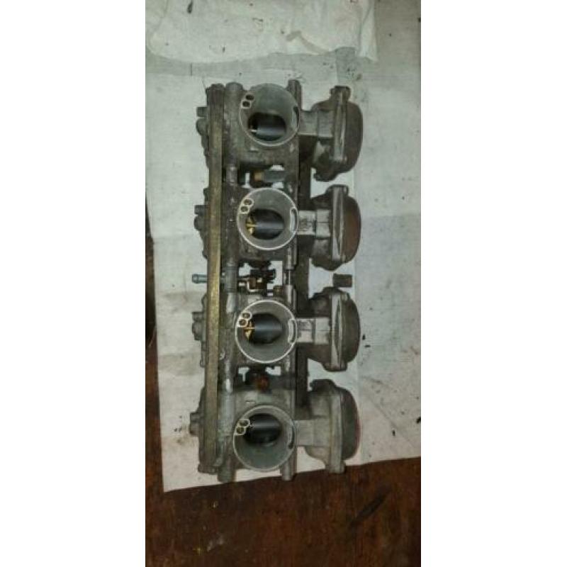 Yamaha FZ 700 schuurvondst barnfind opknapper of onderdelen
