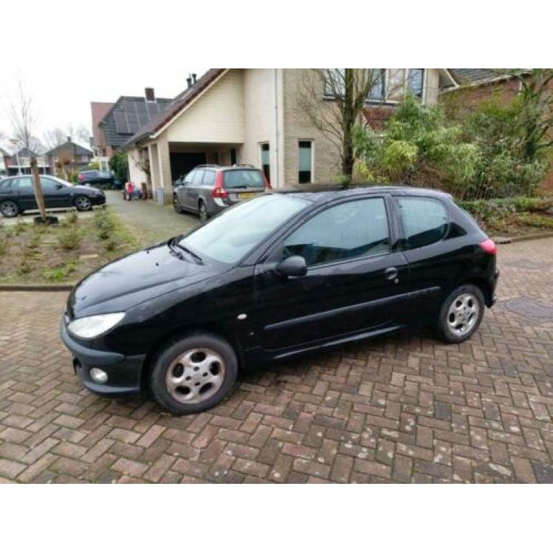 Peugeot 206 1.6 3D 2000 Zwart
