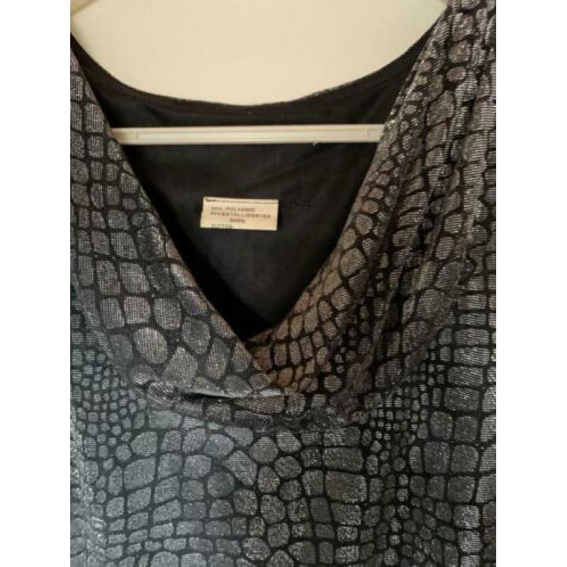 Feest outfit zwart/zilver. Maat 42