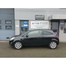 Opel Corsa 1.2-16V Color Edition 150 Jaren uitvoering Eerste