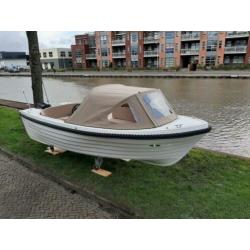 Nieuwe, Lago Amore 540 met 30 pk Suzuki 4 takt EFI. Bomvol!
