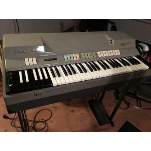 Farfisa Compact + F40 buizenversterker uit 1965