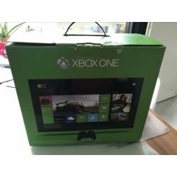 Xbox one + controller + headset