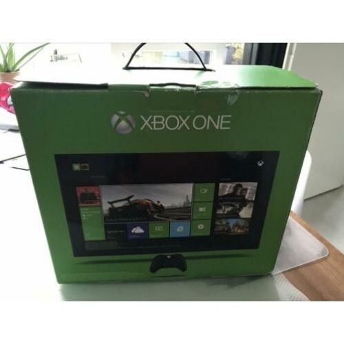 Xbox one + controller + headset