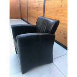 Zwarte lederen fauteuils