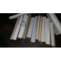 Behangpapier voor poppenhuis*