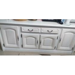Mooie dressoir met spiegel