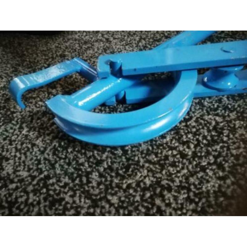 buigijzer 22mm schuif en rol 60euro mag ook per stuk.