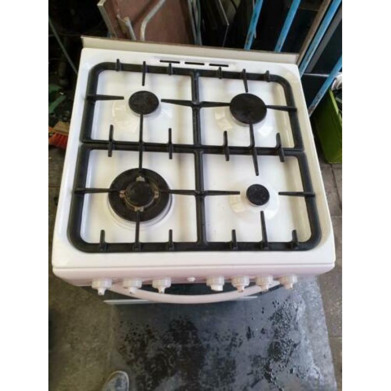 Indesit electrisch gas oven