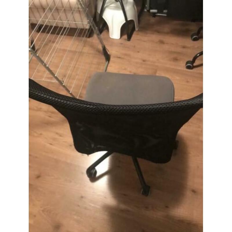 Zwarte bureaustoelen