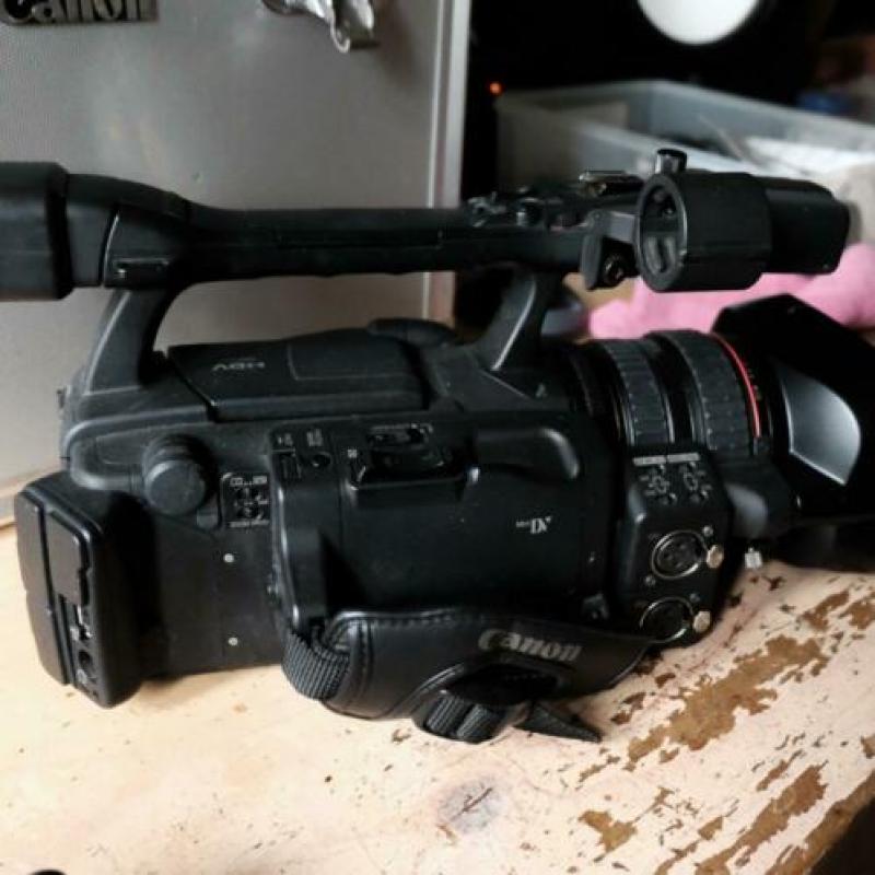 Canon XHA 1s