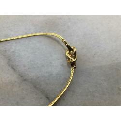 Goudkleurige ketting met strass