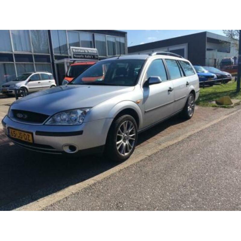 Ford Mondeo Wagon 1.8-16V Cool Edition Ford Mondeo Wagon 1.8