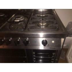 5 pits gasfornuis met 2 ovens